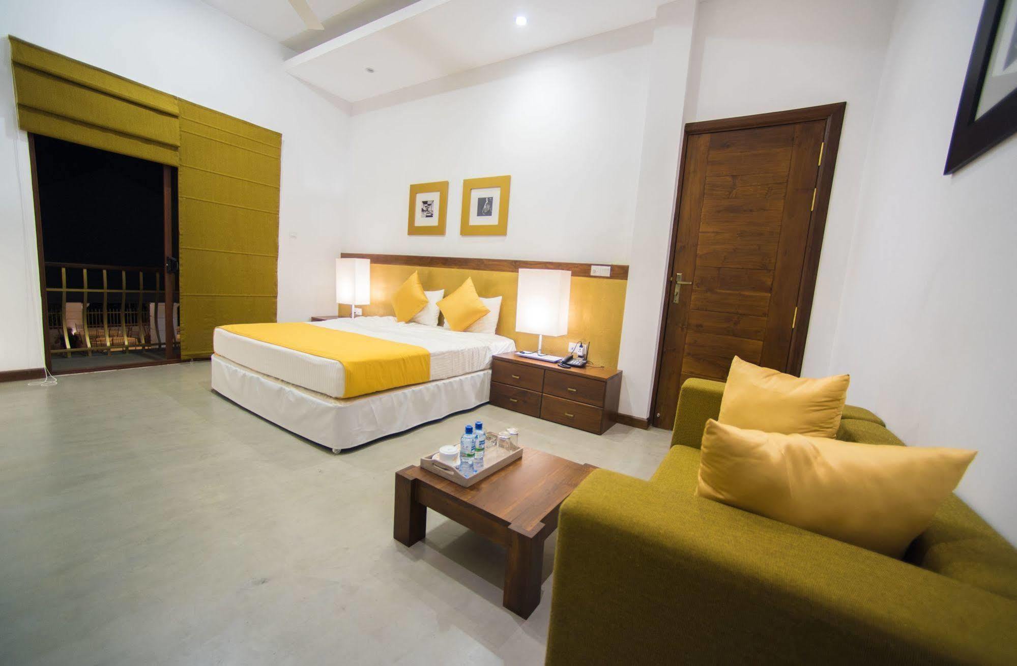 Kevans Casa Mahiyanganaya Extérieur photo